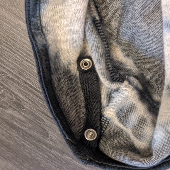 All Saints Velvet Bodysuit - Picture 7 of 8